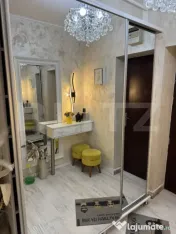 Apartament 3 camere, 92 mp, 2 parcari, zona Central 