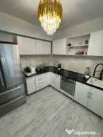 Apartament 3 camere, 92 mp, 2 parcari, zona Central