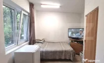 Cameră de cămin de vânzare – zonă excelentă, aproape