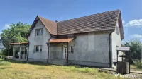 Casa cu 3 dormitoare de vanzare, 150 mp, teren 1345 mp, zona