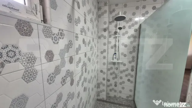 Casa cu 3 dormitoare de vanzare, 150 mp, teren 1345 mp, loca