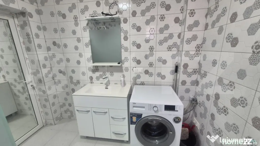 Casa cu 3 dormitoare de vanzare, 150 mp, teren 1345 mp, loca