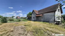 Casa cu 3 dormitoare de vanzare, 150 mp, teren 1345 mp, loca