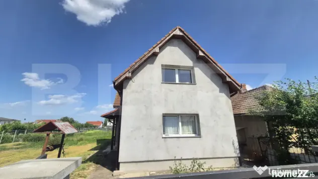 Casa cu 3 dormitoare de vanzare, 150 mp, teren 1345 mp, loca