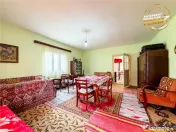 Casa cu farmec rustic teren privat de 3.315 mp, Borosneul