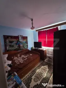 Apartament 3 camere, semidecomandat, 47 mp, zona M40