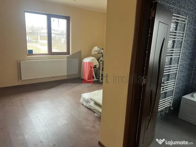 CASA CU TEREN DE 5000MP - JUDET GIURGIU 30KM DE BUCURESTI