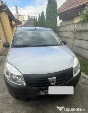 Vând Dacia Sandero 1,4 benzină