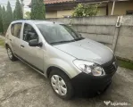 Vând Dacia Sandero 1,4 benzină