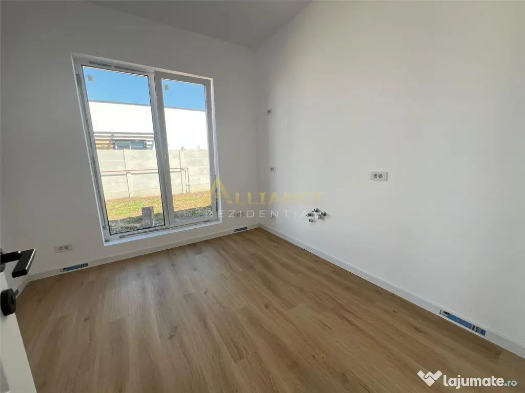 Casa - 4 camere - 108 mp utili - Miorita