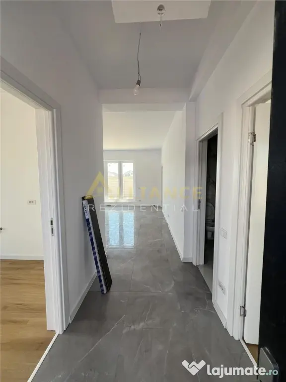 Casa - 4 camere - 108 mp utili - Miorita