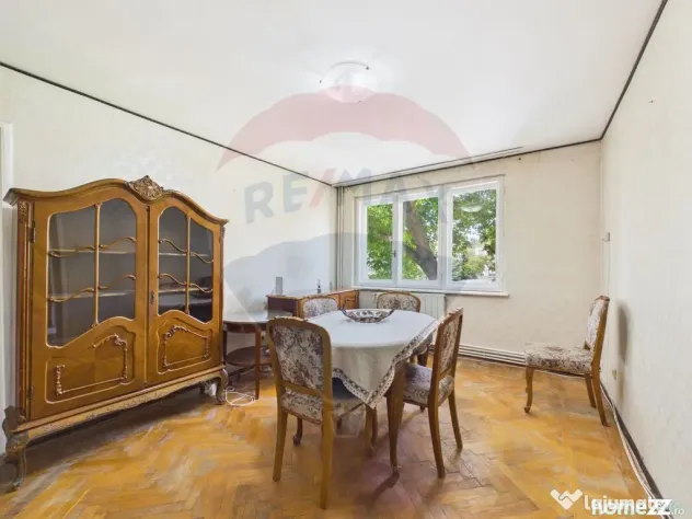 Apartament 3 camere Ultracentral in Slobozia