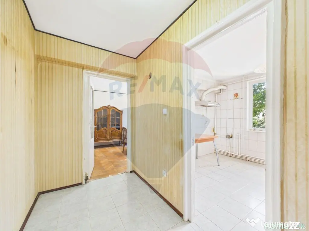 Apartament 3 camere Ultracentral in Slobozia