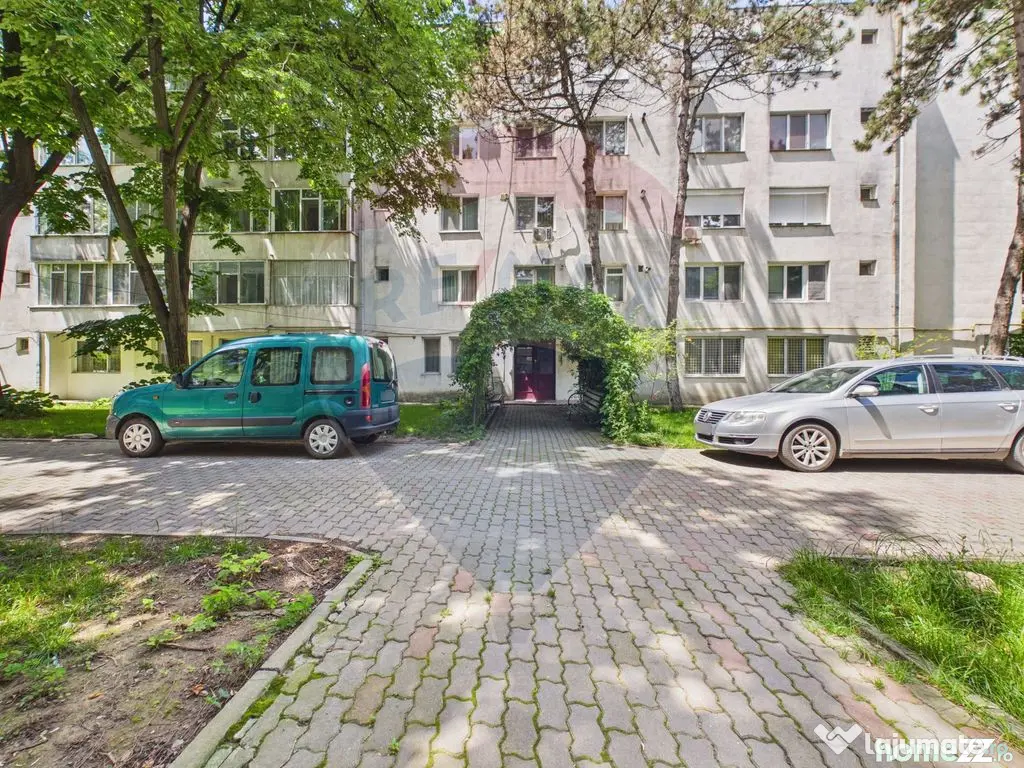 Apartament 3 camere Ultracentral in Slobozia