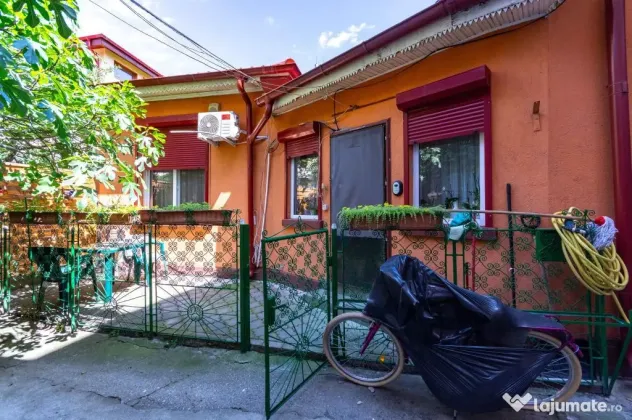 Eminescu Toamnei Casa 3 camere Comision 0%