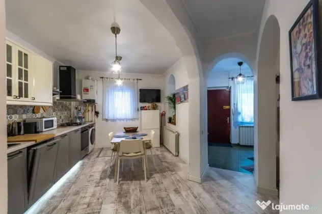 Eminescu Toamnei Casa 3 camere Comision 0%