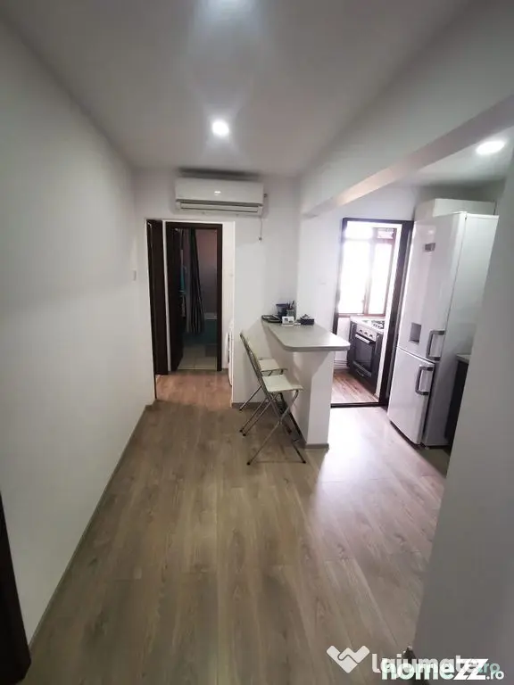 De vanzare apartament 3 camere, micro 39, 76.000 euro neg...
