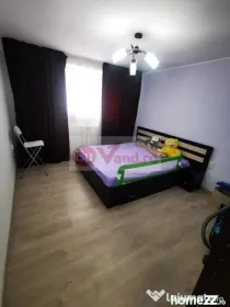 De vanzare apartament 3 camere, micro 39, 76.000 euro negociabil