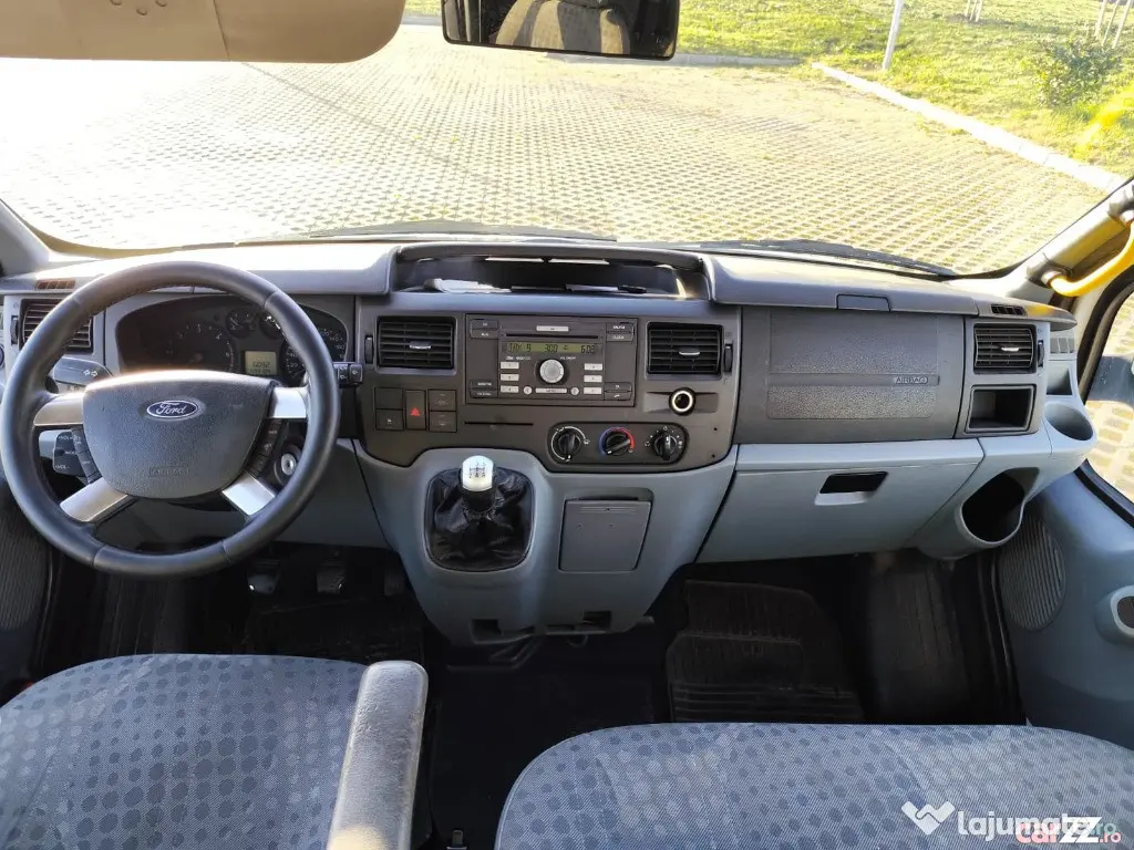 Ford Transit 8+1 Clima Fata Spate