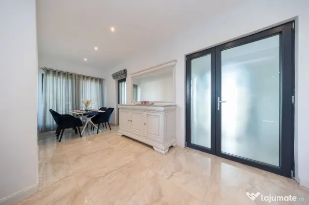 Sanpetru ,Subcetate-Casa 4 camere,3 bai+480 mp teren