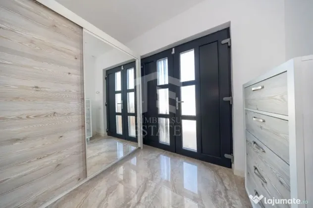 Sanpetru ,Subcetate-Casa 4 camere,3 bai+480 mp teren