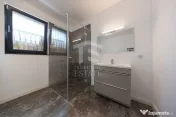 Sanpetru ,Subcetate-Casa 4 camere,3 bai+480 mp teren