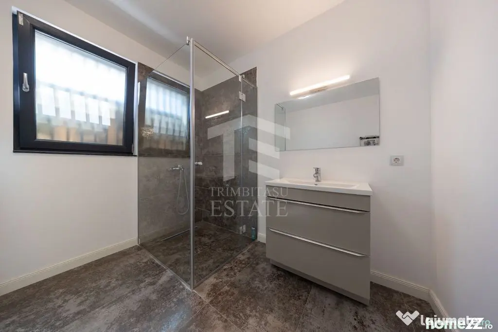 Sanpetru ,Subcetate-Casa 4 camere,3 bai+480 mp teren - Sanpetru (Brasov)