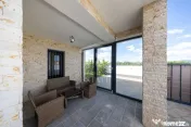 Sanpetru ,Subcetate-Casa 4 camere,3 bai+480 mp teren 