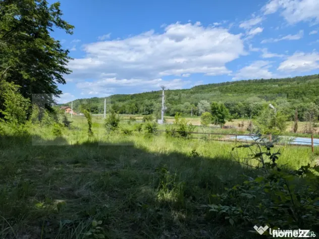 Hulubești, Butoiu de Jos Teren intravilan cu Panoramă Sup - Valea Mare (Dambovita)