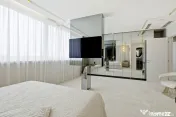 239 mp | Terasă panoramică | Piscină | 2 locuri de parcar