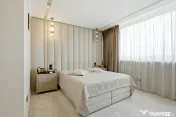 239 mp | Terasă panoramică | Piscină | 2 locuri de parcar