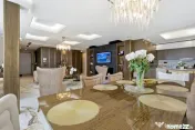 239 mp | Terasă panoramică | Piscină | 2 locuri de parcar