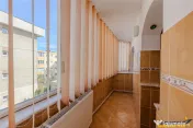 Apartament decomandat, 2 camere, insorit, balcon, loc parcar 