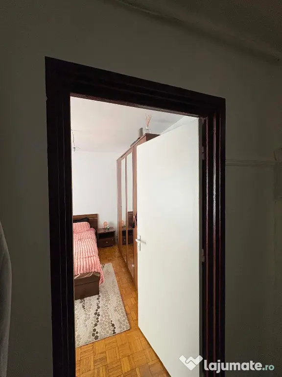 Apartament 3 camere zona ASTRA,