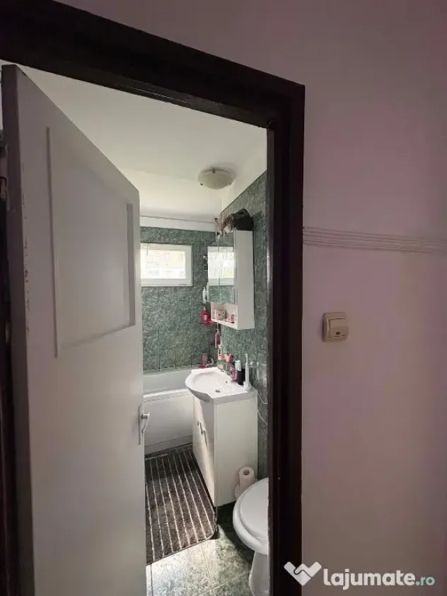 Apartament 3 camere zona ASTRA,