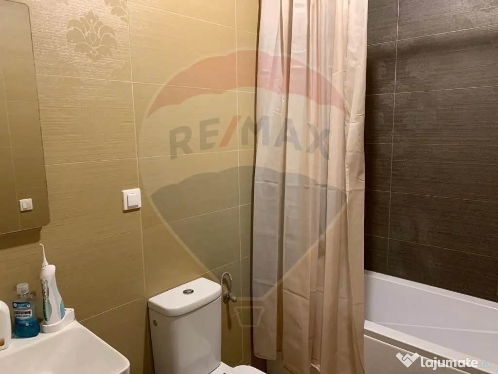 Apartament 3 camere de închiriat – Bloc nou, Bd. Uniri...