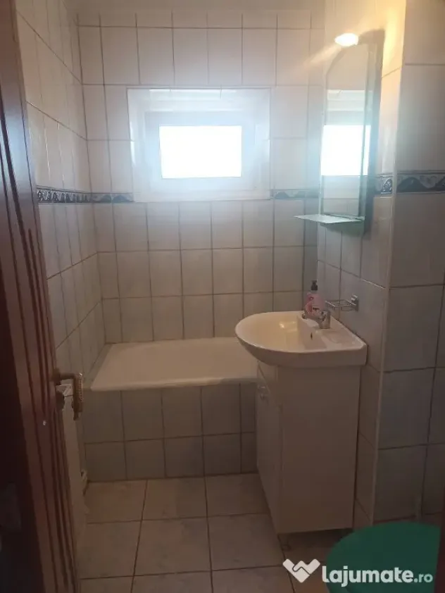 De vânzare apartament cu 2 camere la Sfântu Gheorghe