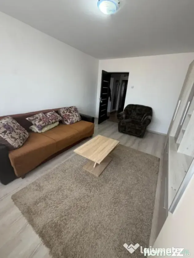 Apartament 2 camere decomandat, 50 mp, Bld Carol, zona Garii