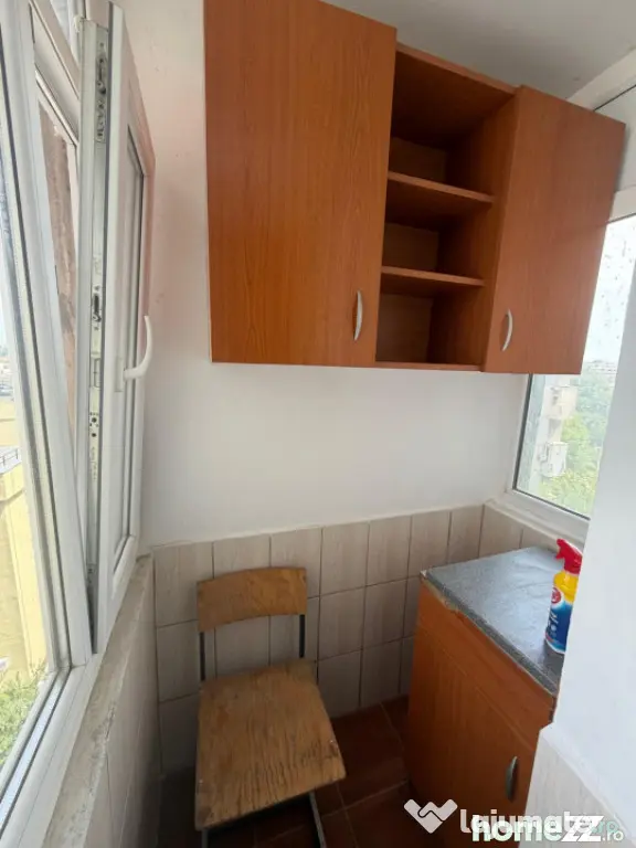 Apartament 2 camere decomandat, 50 mp, Bld Carol, zona Garii