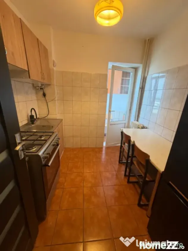 Apartament 2 camere decomandat, 50 mp, Bld Carol, zona Garii
