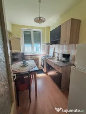 Apartament 2 camere de vanzare zona Decebal 