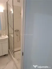 3 camere, Sebastian, Totul Nou 