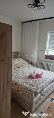 3 camere, et 7/10, bloc 1979, 74 mp-Pacii, Str Barsanesti 
