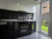 Apartament 5 camere + parcare + grădină, Str. Avram Iancu, 