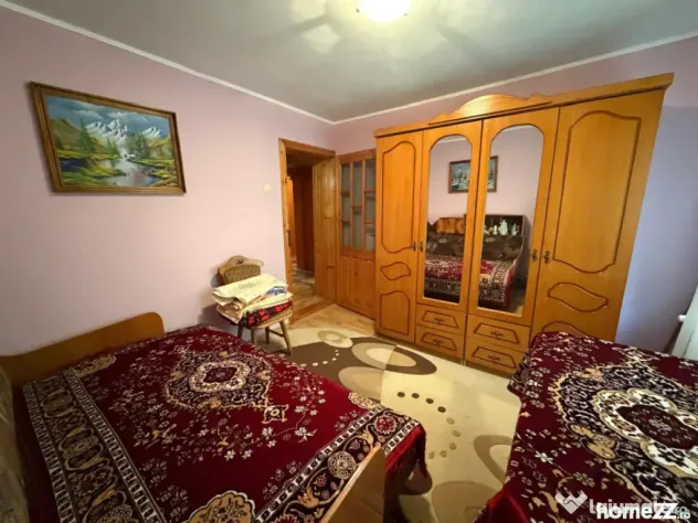 Apartament 3 camere, etaj intermediar, Radauti - Radauti (Suceava)