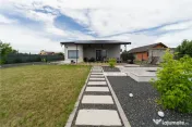 Vila individuala de – 190 mp utili – teren 755 mp –... 