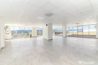 EXCLUSIV! Spatiu NOU de birouri 200 mp, in imobil 2026, Auch 