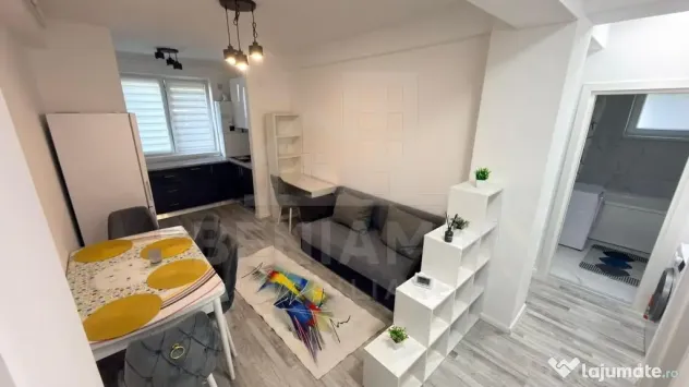 2 camere - bloc nou -2 bai - curte 70mp - 2 parcari - Hap...