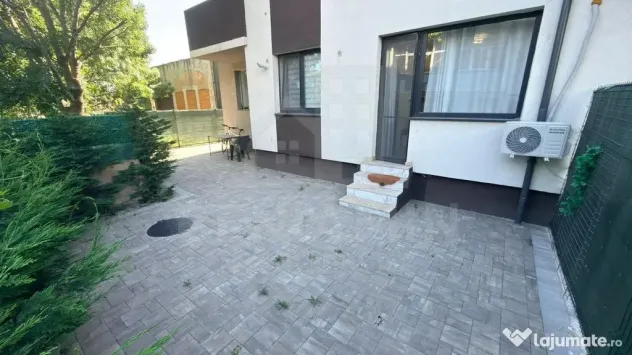2 camere - bloc nou -2 bai - curte 70mp - 2 parcari - Hap...