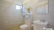 Casă individuală cu teren de 700 mp, mobilată și util... 